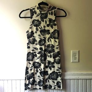 Black white floral mock neck bodycon mini dress